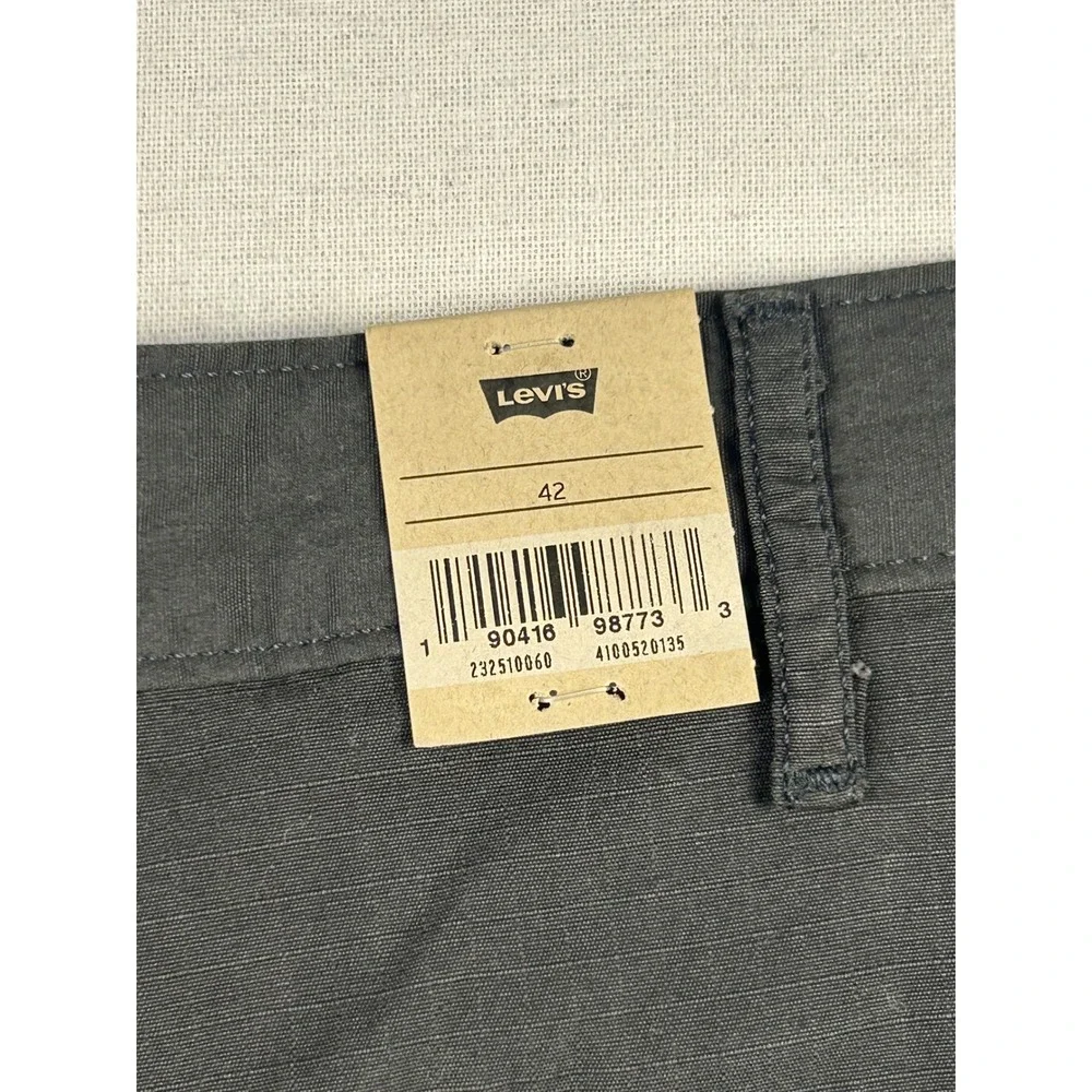 Levis Carrier Cargo Shorts Mens 42 Charcoal Grey Ripstop 232510060 NWT